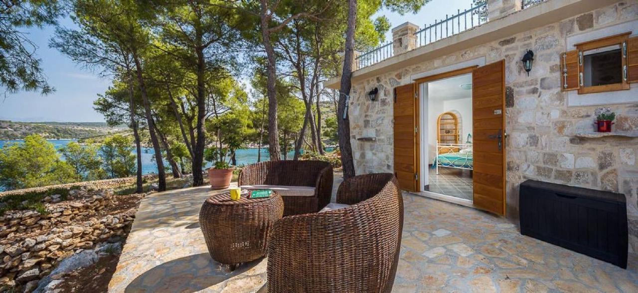 House Vesna Kupinova Villa Milna  Luaran gambar