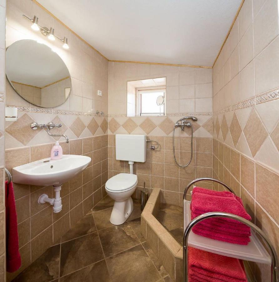 House Vesna Kupinova Villa Milna  Luaran gambar